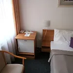 Hotel U Ceske Koruny 3*