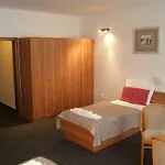 U české Koruny Hotel 3*