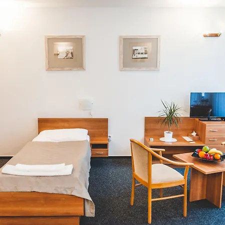 U Ceske Koruny Hotel Hradec Králové