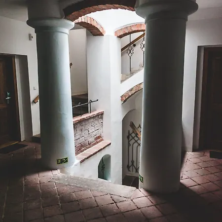 Hotel U Ceske Koruny 3*