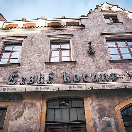 Hotel U Ceske Koruny 3*