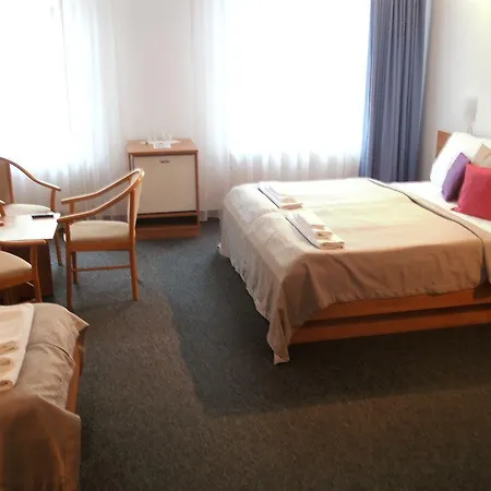 U Ceske Koruny 3* Hradec Králové