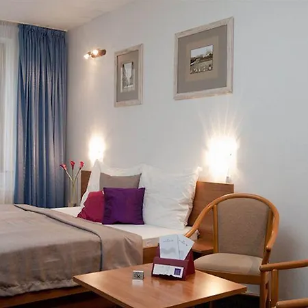 Hotel U Ceske Koruny Hradec Králové