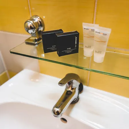 U české Koruny Hotel 3*