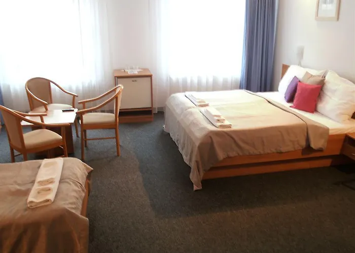 U Ceske Koruny 3* Hradec Králové